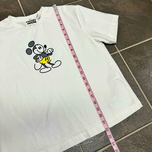 Disney Mickey Mouse Genuine Mousewear Short Sleeve T-Shirt White Medium - Picture 10 of 12